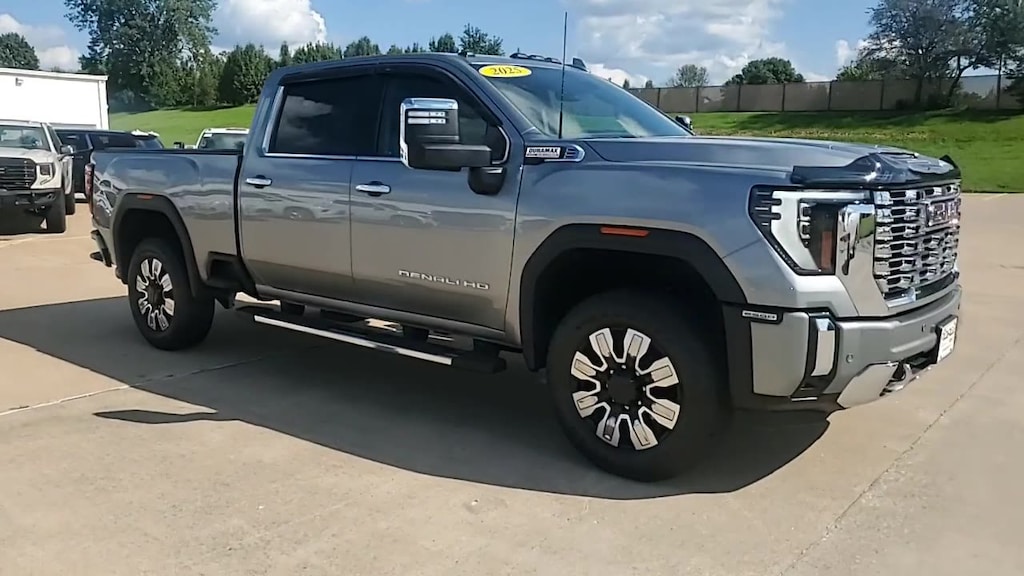 Used 2025 GMC Sierra 2500 HD Denali Truck Crew Cab