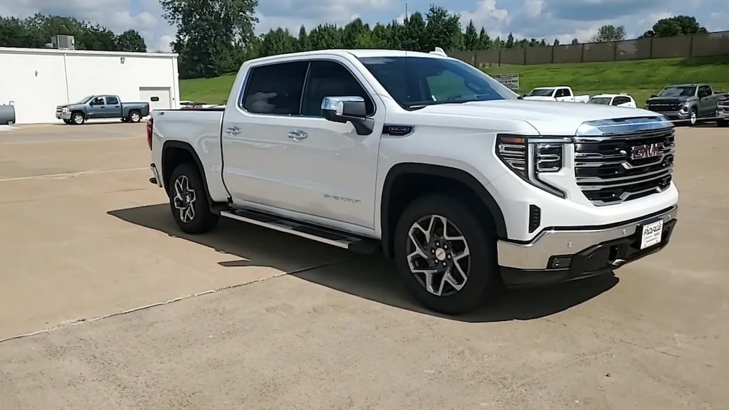 New 2026 GMC Sierra 1500 SLT Truck Crew Cab