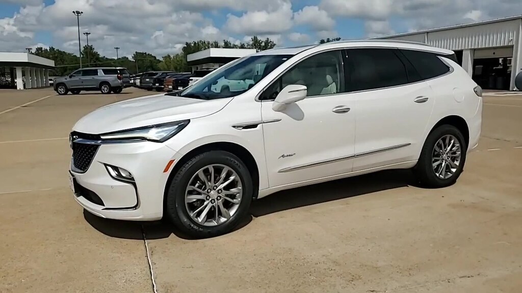 Used 2022 Buick Enclave Avenir SUV