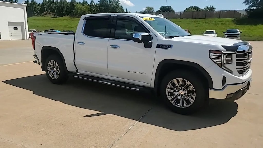 Used 2023 GMC Sierra 1500 SLT Truck Crew Cab