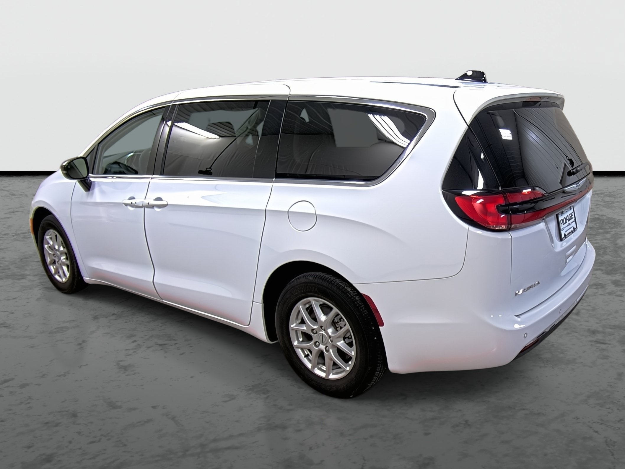 Used 2024 Chrysler Pacifica Touring L Van Passenger Van