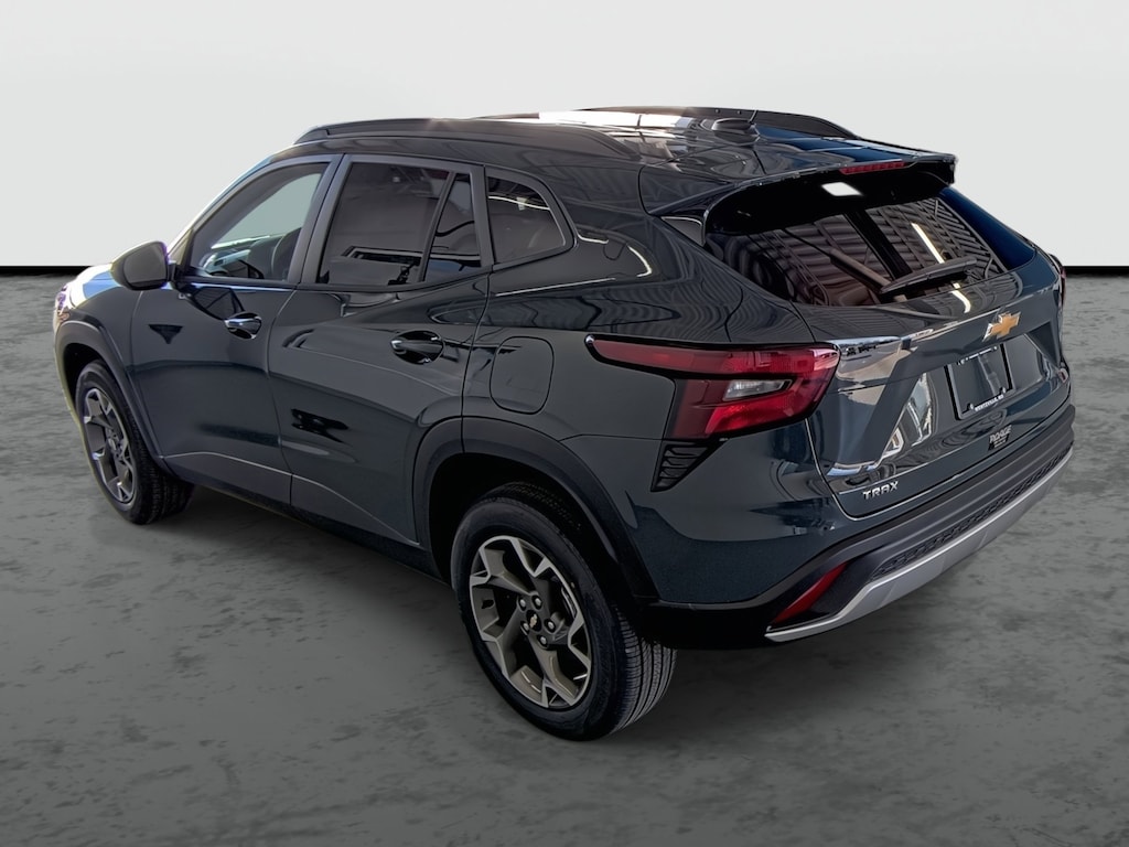 New 2026 Chevrolet Trax LT SUV