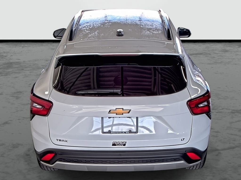 Used 2025 Chevrolet Trax LT SUV