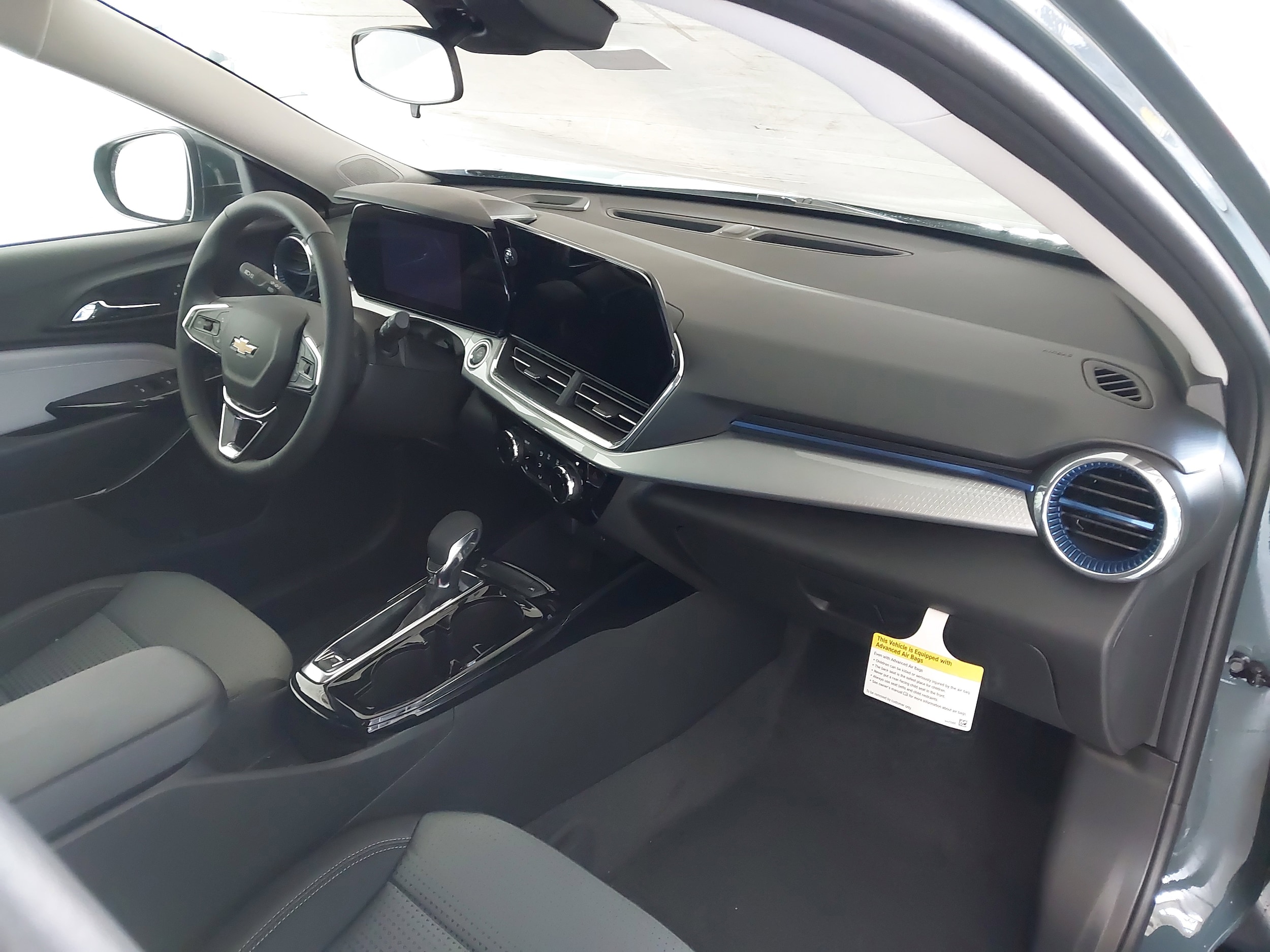 2026 Chevrolet Trax LT - Photo 29