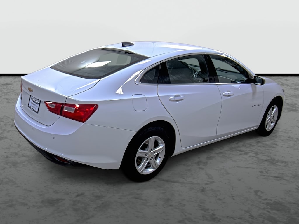 Used 2023 Chevrolet Malibu LS w/1FL Sedan
