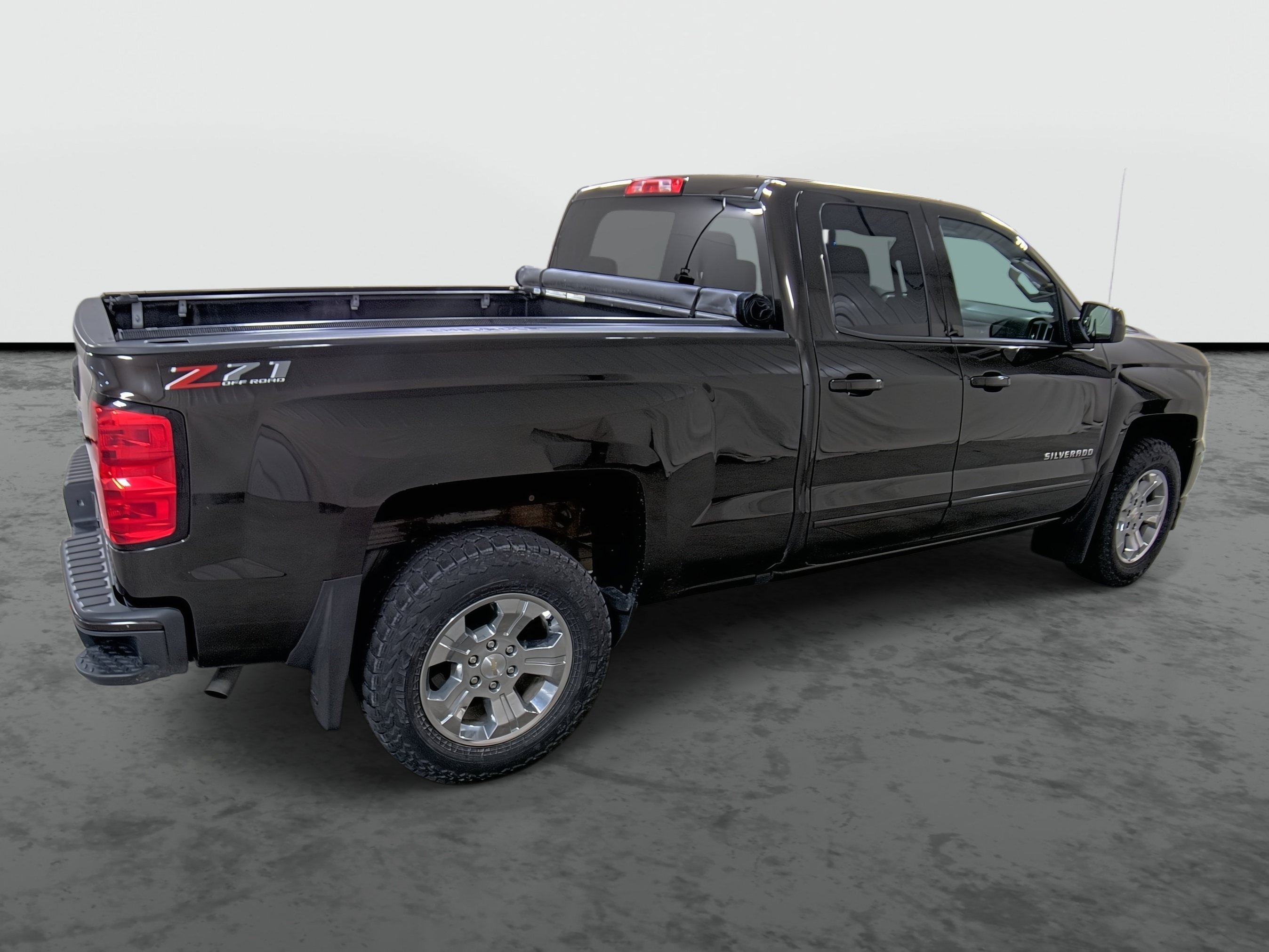 Used 2018 Chevrolet Silverado 1500 LT w/2LT Truck Double Cab