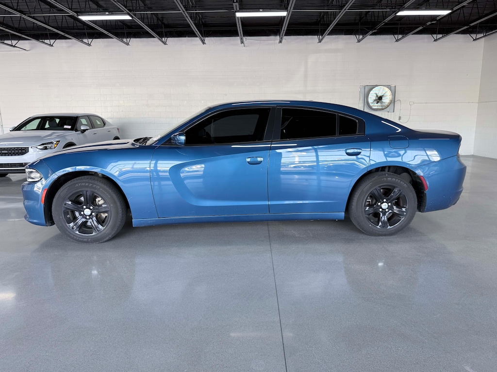 Used 2022 Dodge Charger SXT Sedan