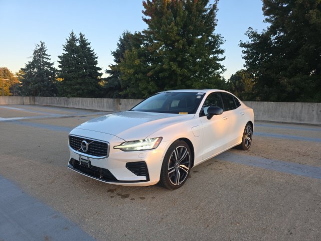 2019 Volvo S60 R-Design