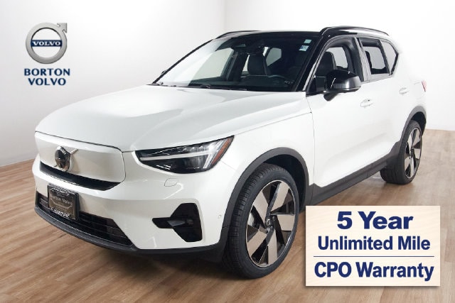 2023 Volvo XC40