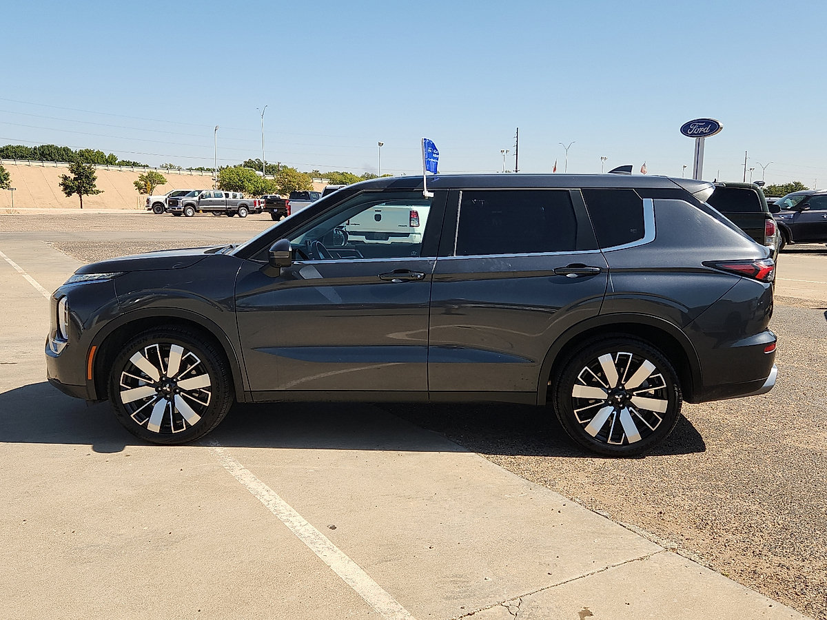 Certified 2025 Mitsubishi Outlander SE SUV
