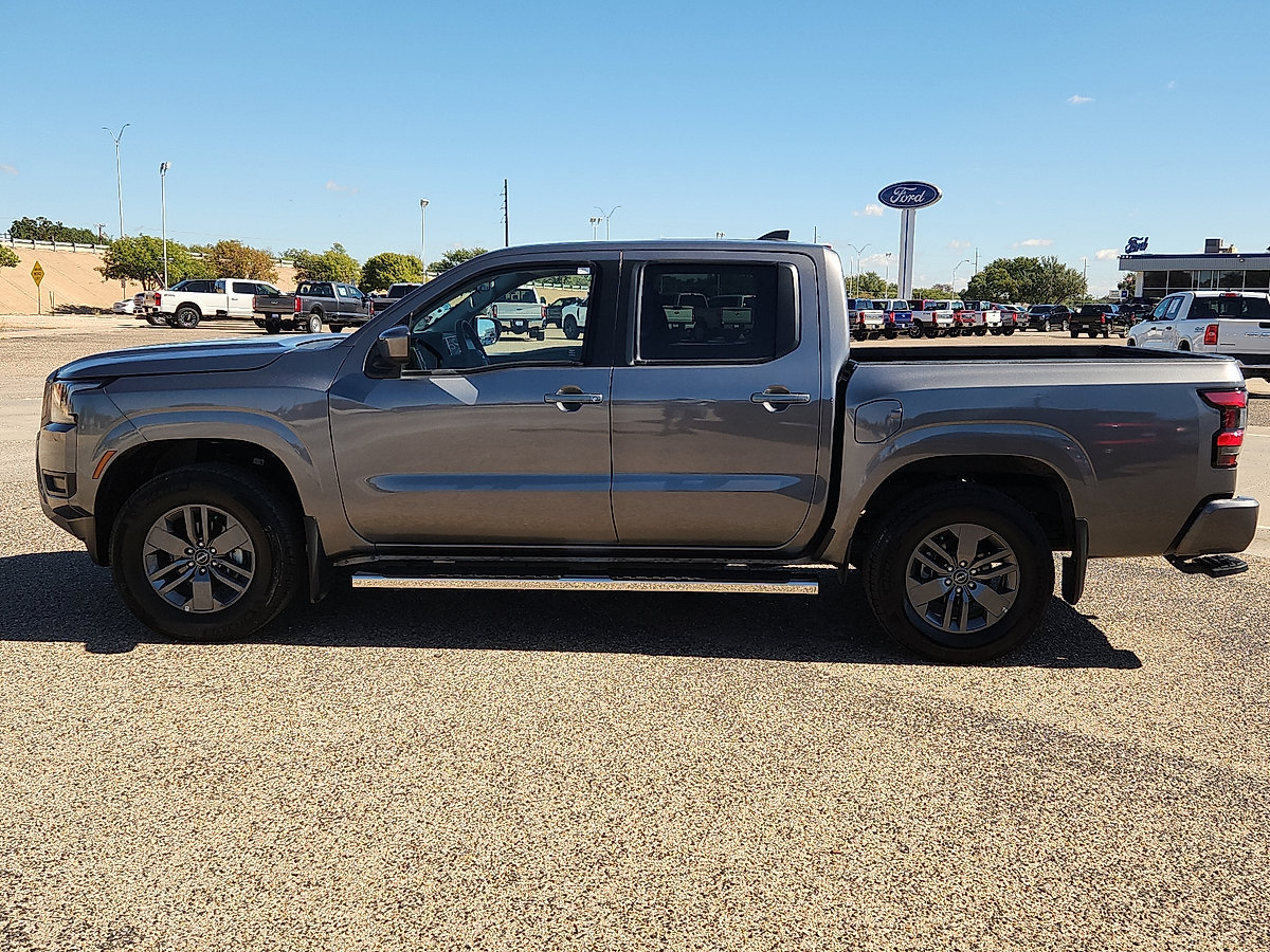 Used 2025 Nissan Frontier SV Truck Crew Cab