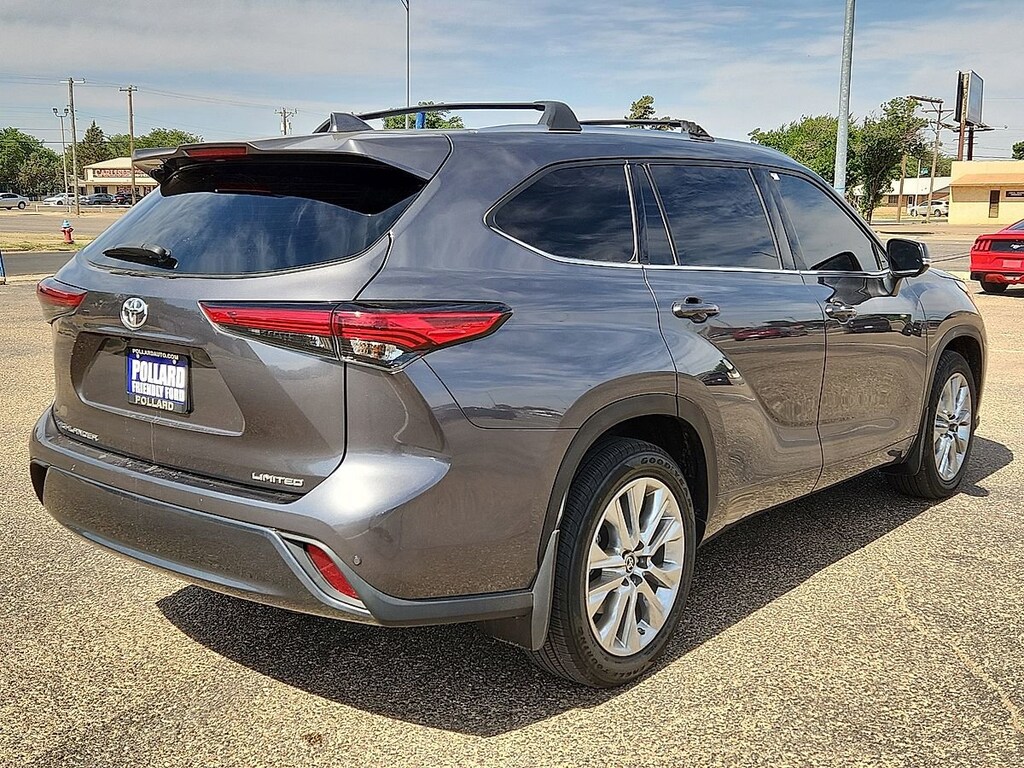 Used 2023 Toyota Highlander Limited SUV