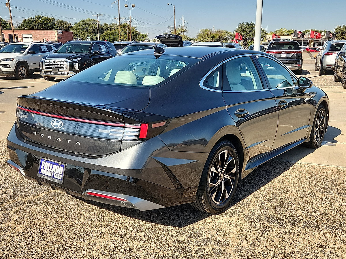 Used 2025 Hyundai Sonata SEL Sedan