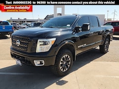 2018 Nissan Titan PRO-4X Truck Crew Cab