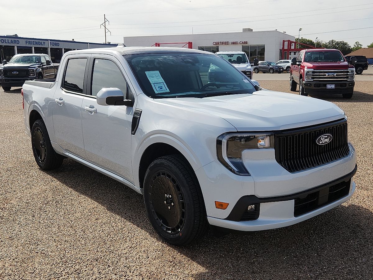 New 2026 Ford Maverick Lobo Standard Truck