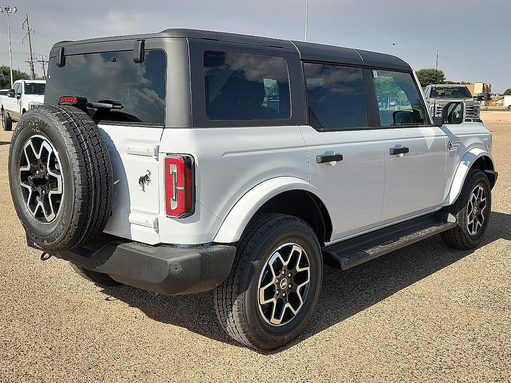 New 2026 Ford Bronco Outer Banks SUV
