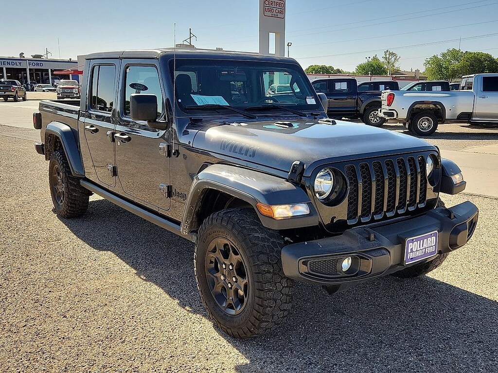 Used 2023 Jeep Gladiator Sport Truck Crew Cab