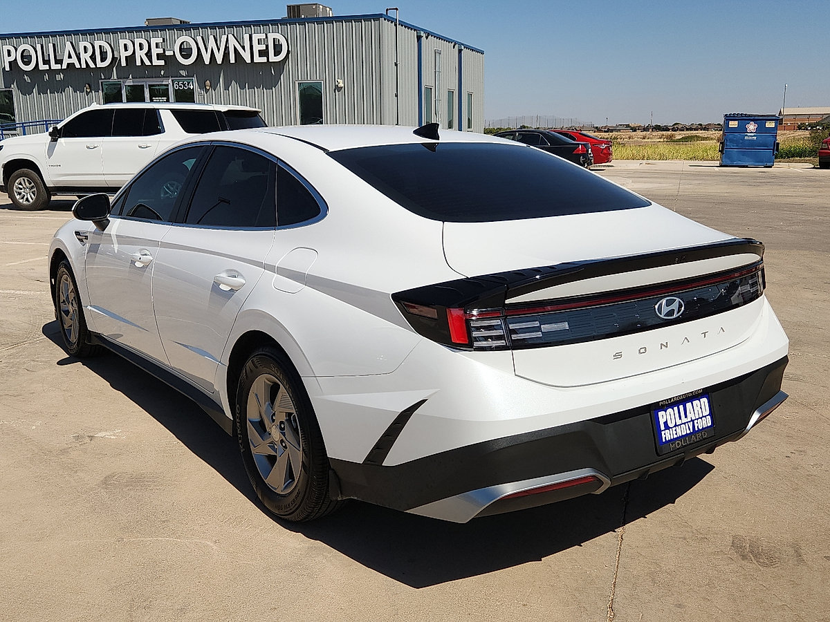 Used 2025 Hyundai Sonata SE Sedan