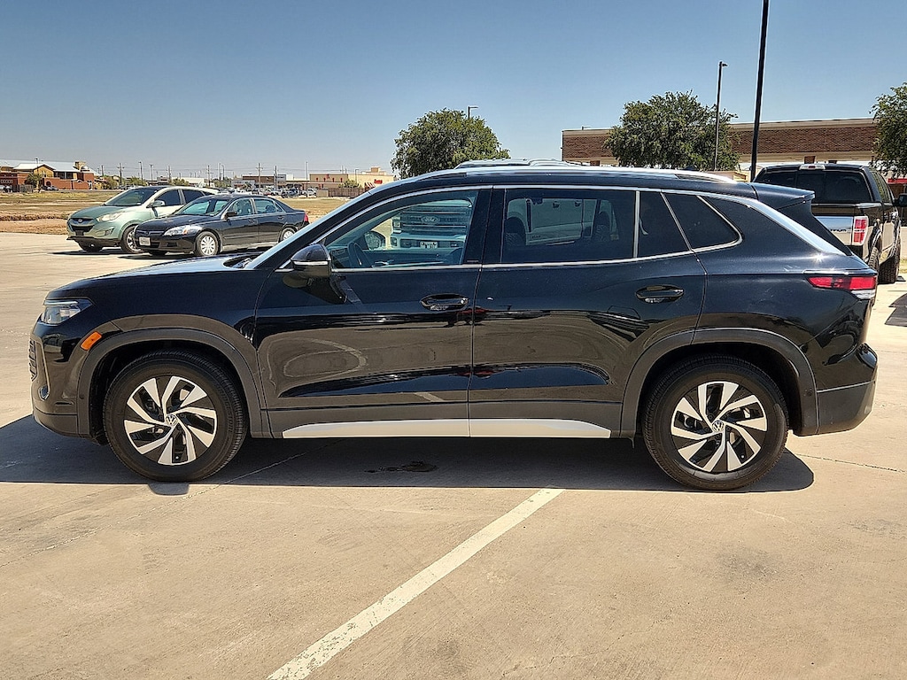 Used 2025 Volkswagen Tiguan S 2.0T S FWD