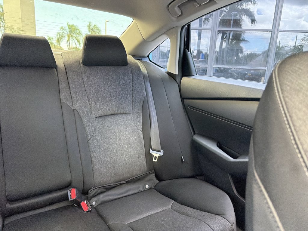2025 Honda Accord SE - Photo 15