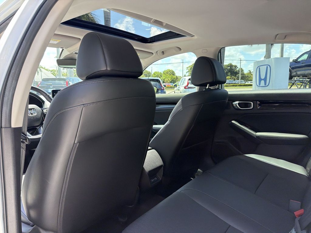 2024 Honda Civic Touring - Photo 21