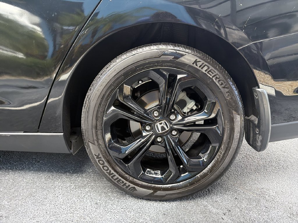 2025 Honda Accord SE - Photo 55