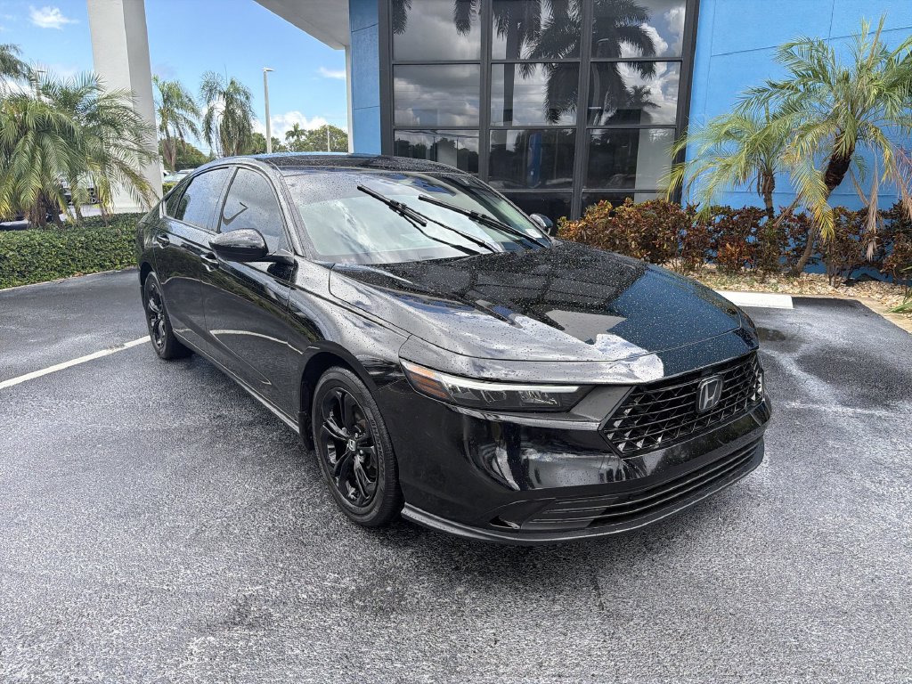 2025 Honda Accord SE - Photo 2