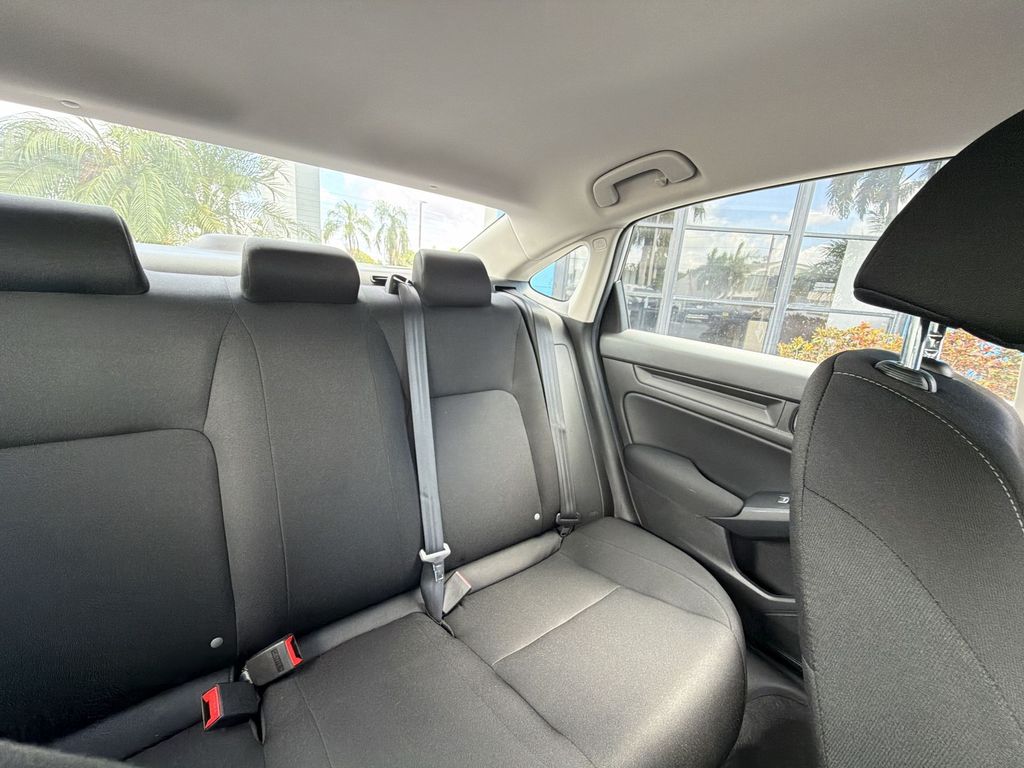 2024 Honda Civic LX - Photo 15