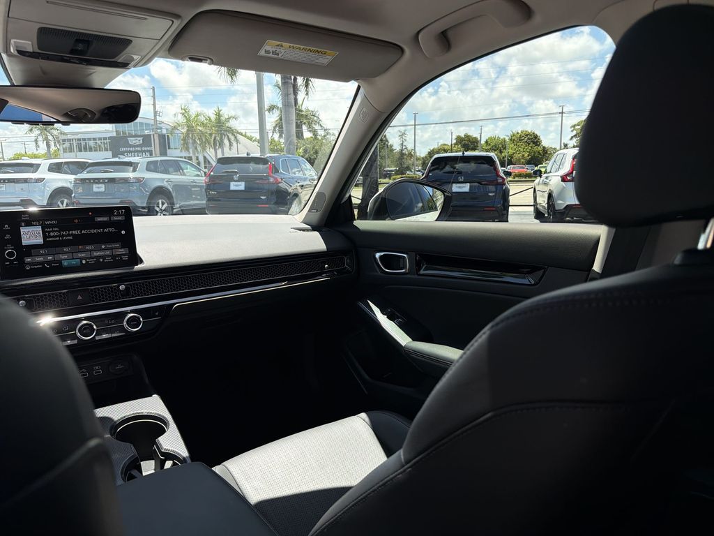 2024 Honda Civic Touring - Photo 11