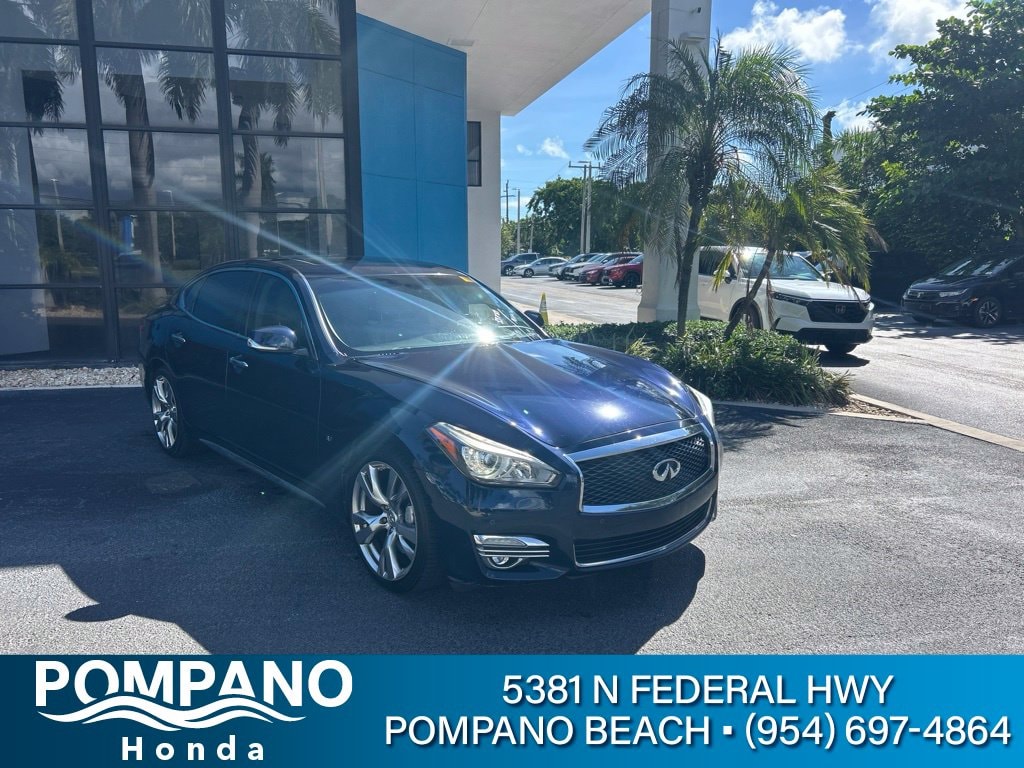 2015 INFINITI Q70L
