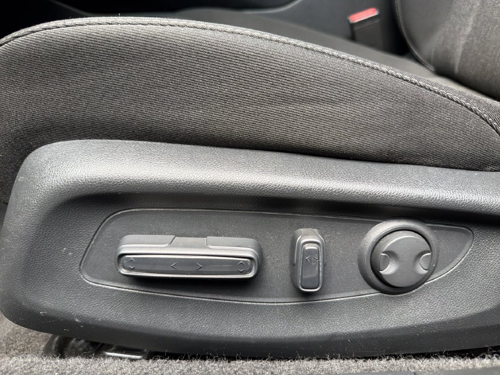2025 Honda Accord SE - Photo 38