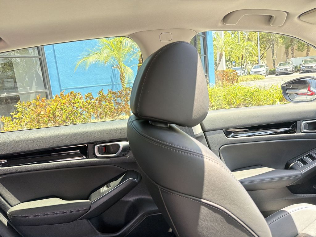 2024 Honda Civic Touring - Photo 16