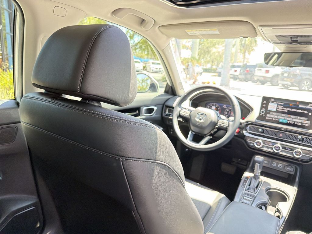 2024 Honda Civic Touring - Photo 17