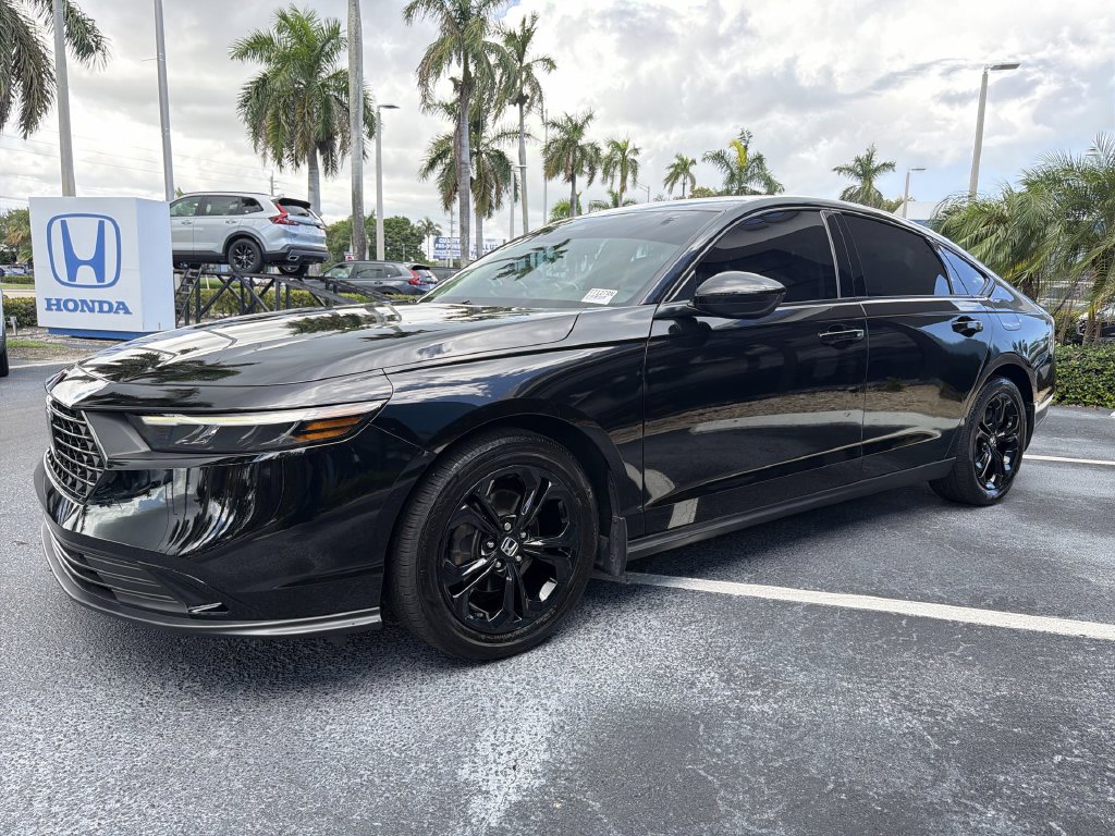 2025 Honda Accord SE - Photo 22
