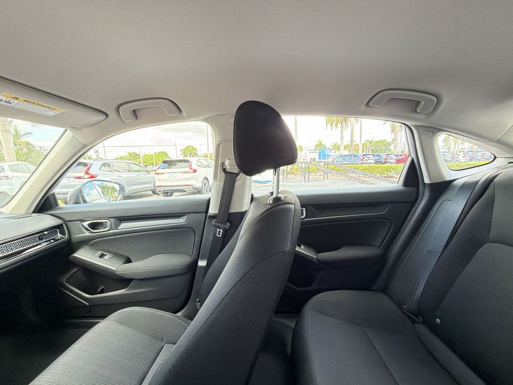 2024 Honda Civic LX - Photo 12