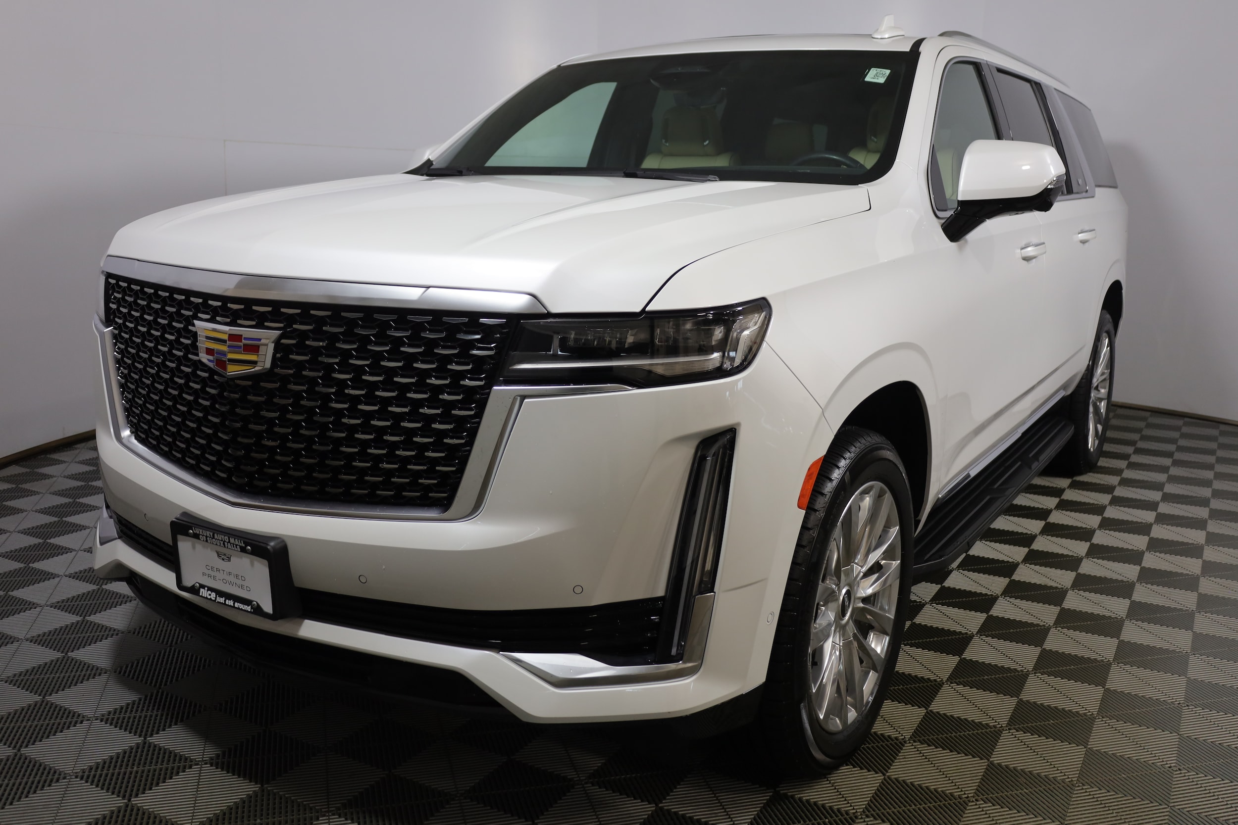 2023 Cadillac Escalade ESV