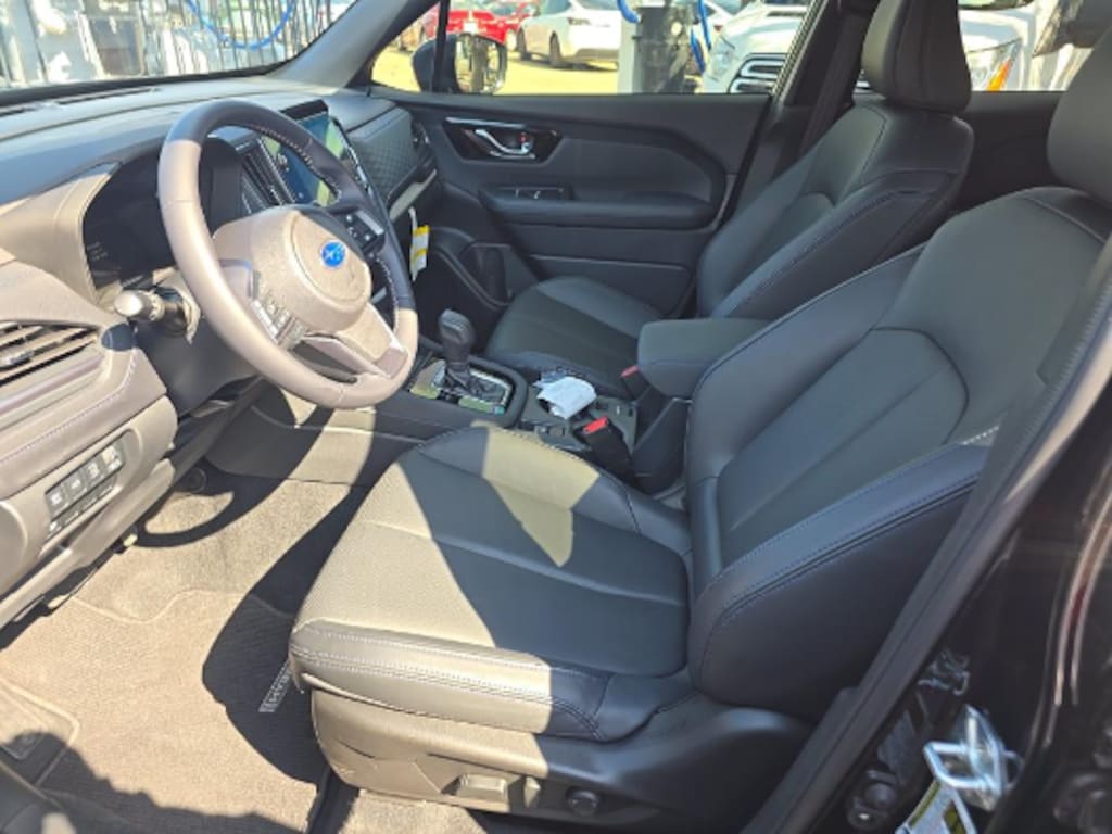 Used 2025 Subaru Forester Hybrid Limited SUV