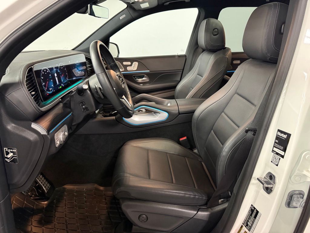 2023 Mercedes-Benz GLS GLS450 - Photo 9