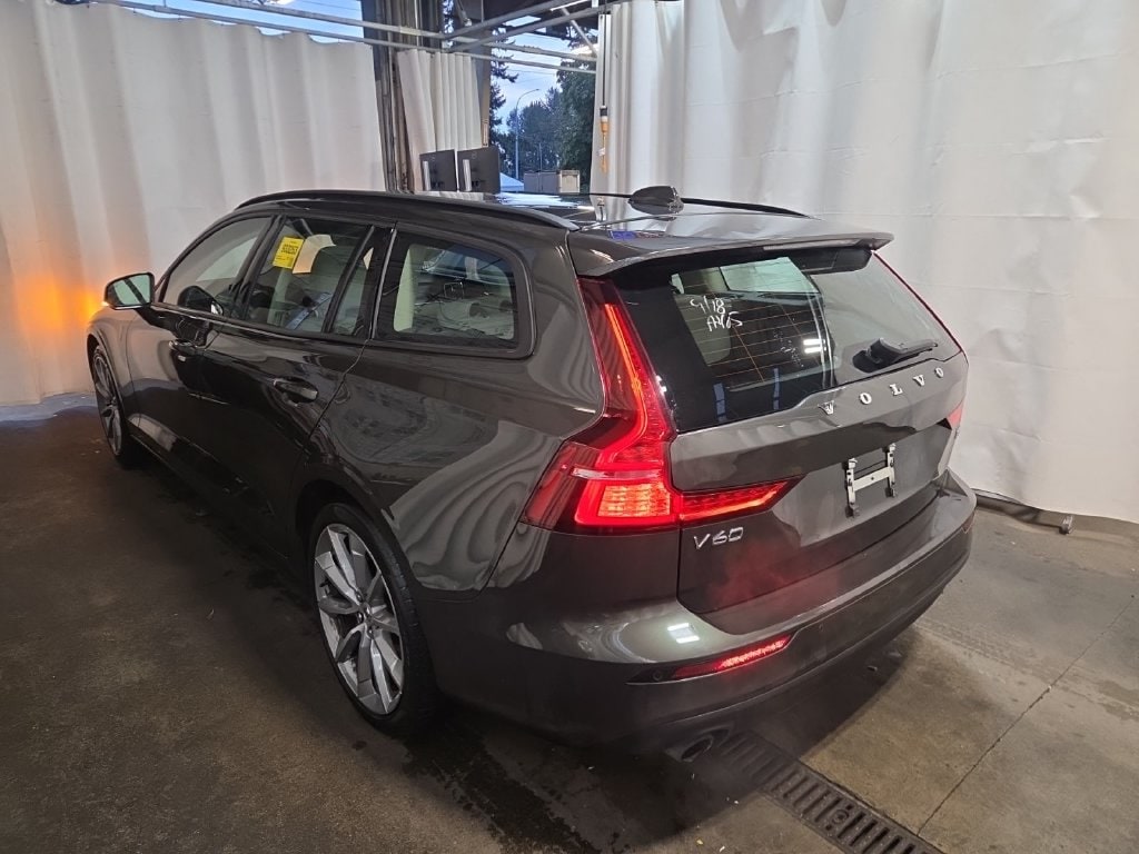 Used 2020 Volvo V60 T5 Wagon
