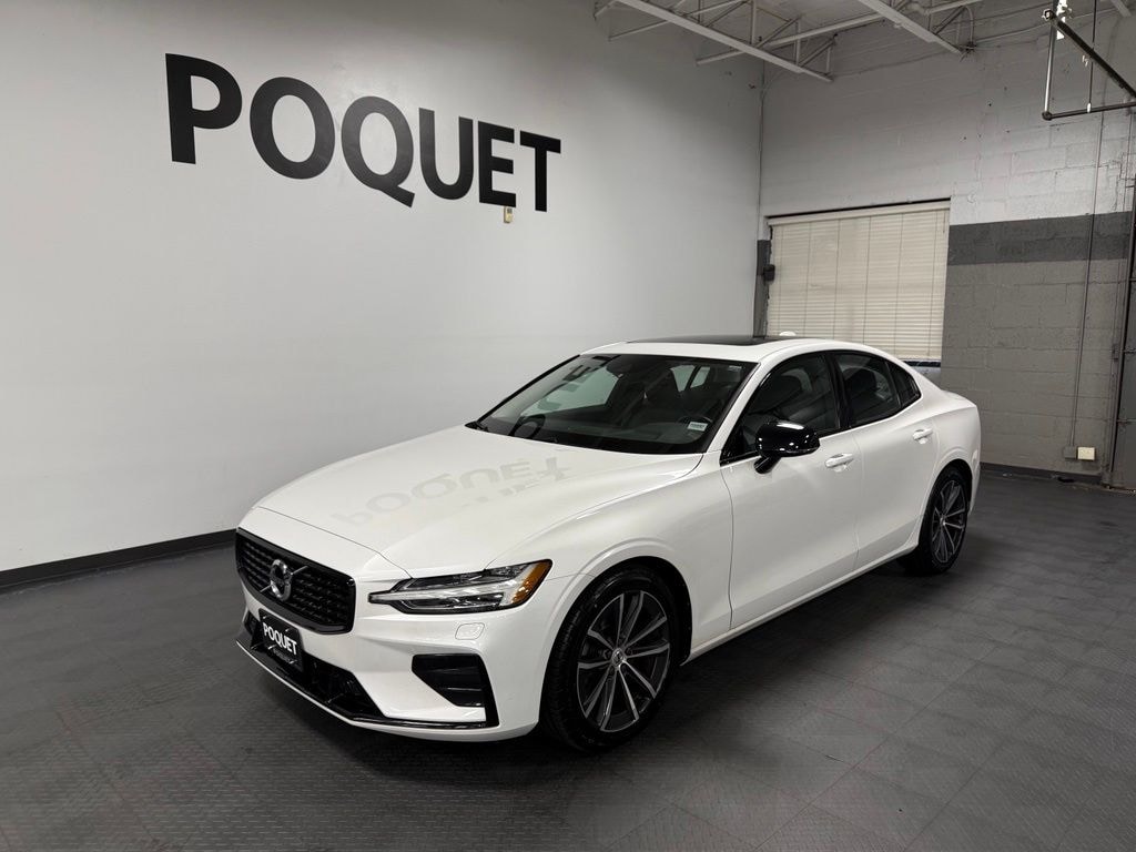 Used 2022 Volvo S60 B5 Momentum Sedan