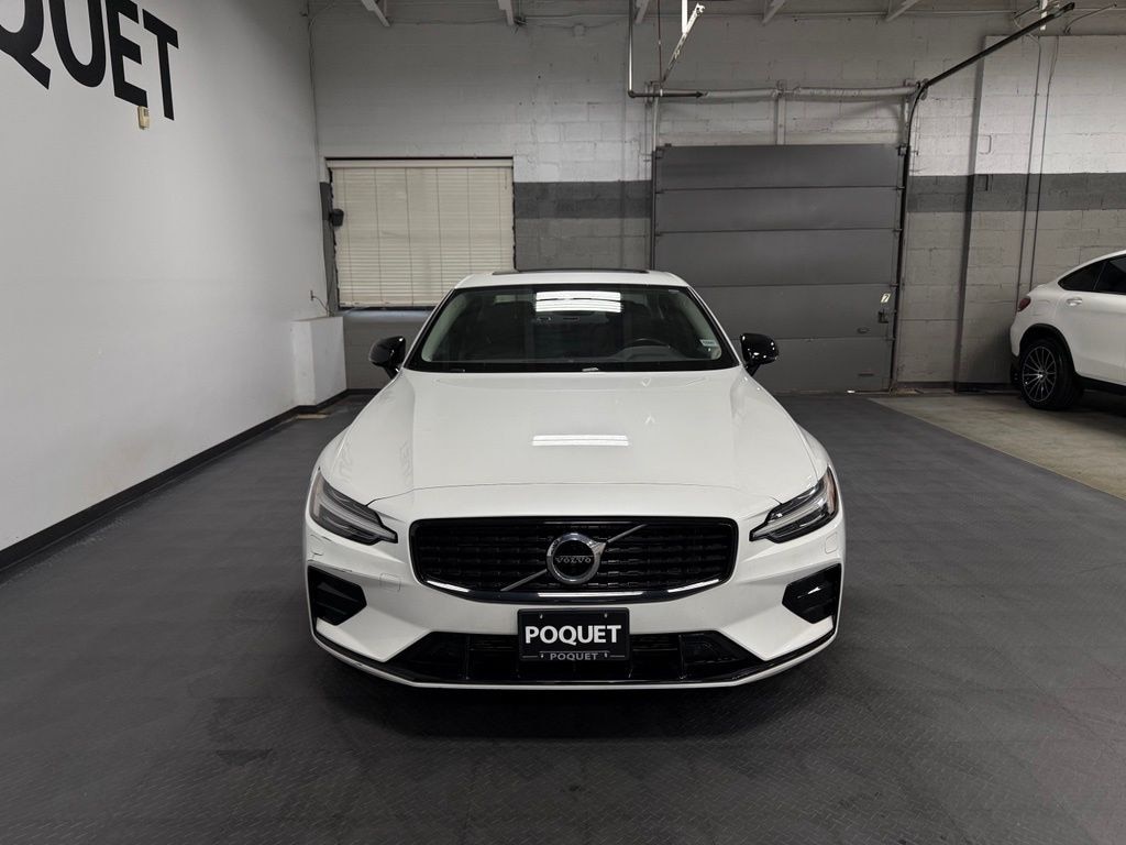 Used 2022 Volvo S60 B5 Momentum Sedan