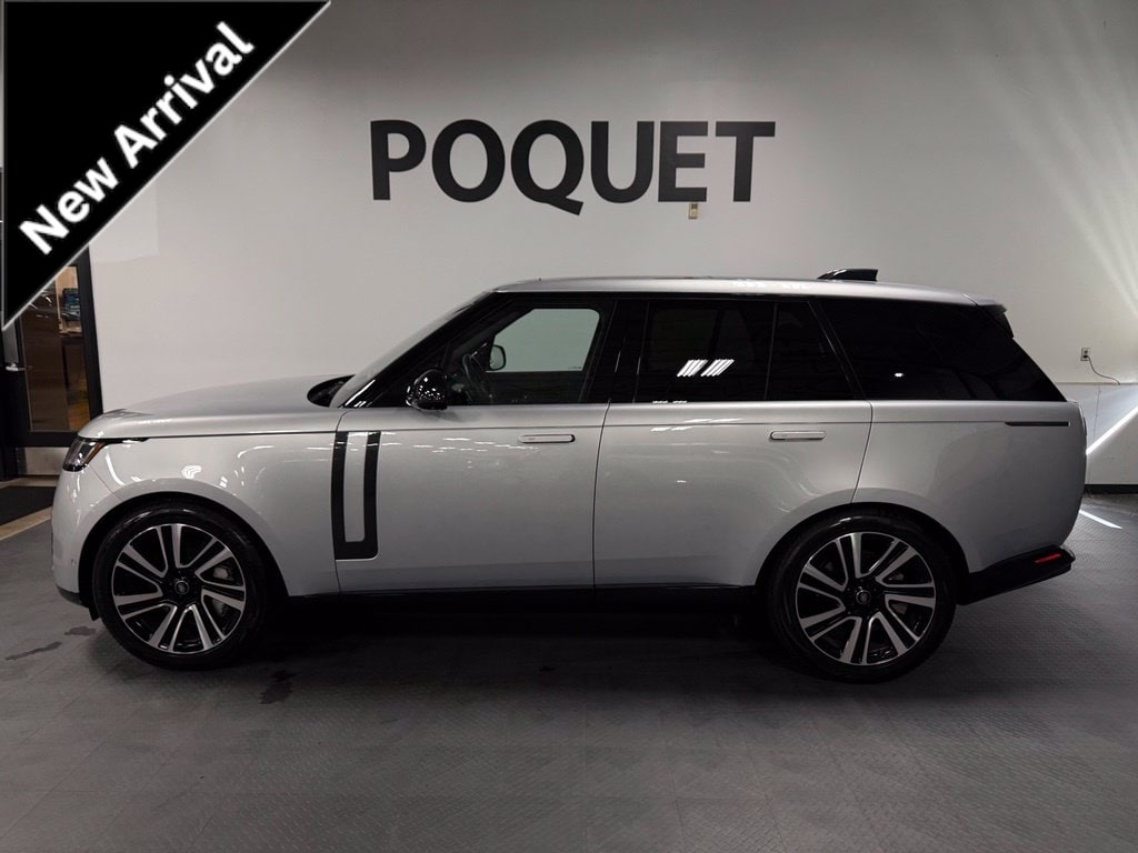 Used 2023 Land Rover Range Rover SE SUV