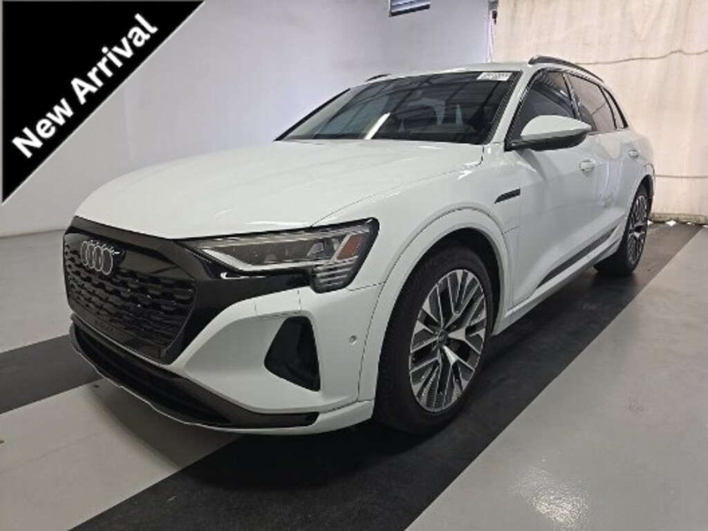 Used 2024 Audi Q8 e-tron Prestige SUV