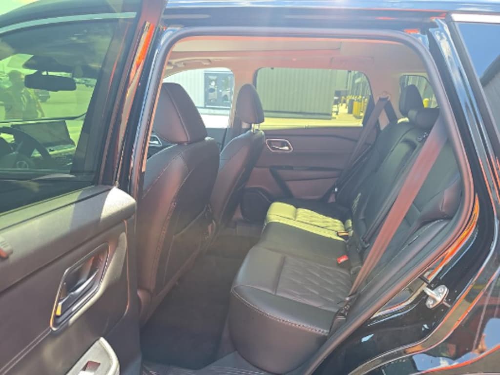 Used 2026 Nissan Rogue Platinum SUV
