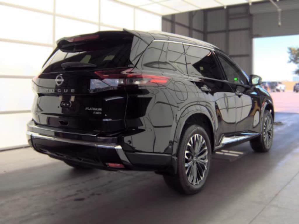 Used 2026 Nissan Rogue Platinum SUV