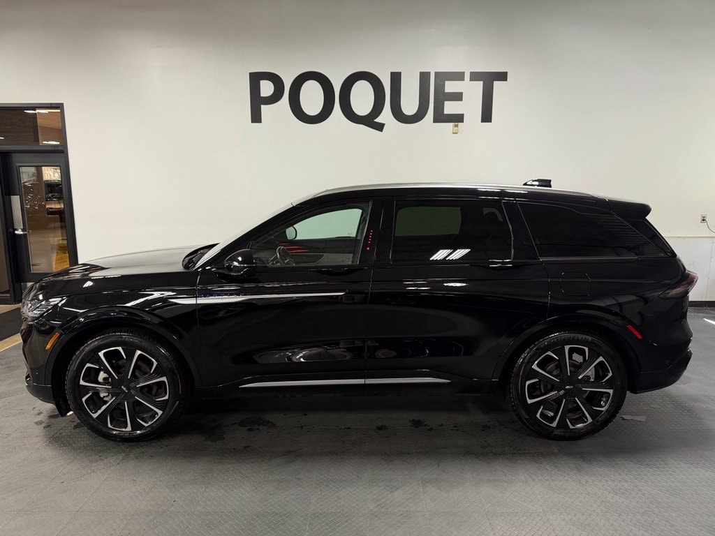 Used 2024 Lincoln Nautilus Reserve SUV