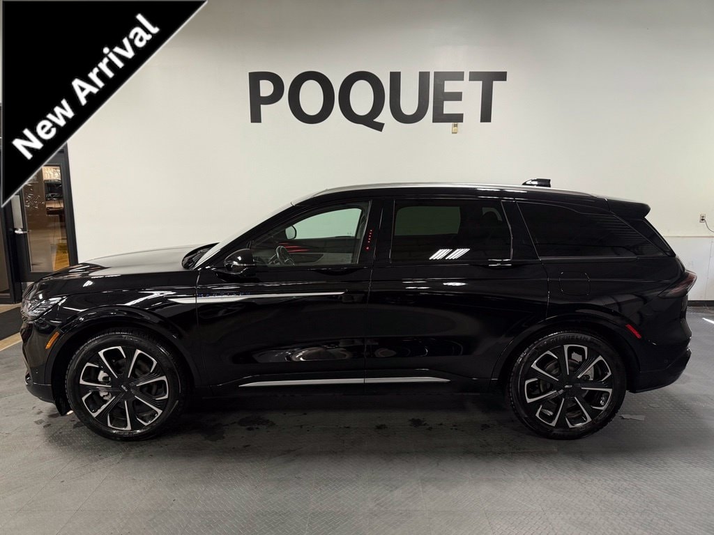 Used 2024 Lincoln Nautilus Reserve SUV