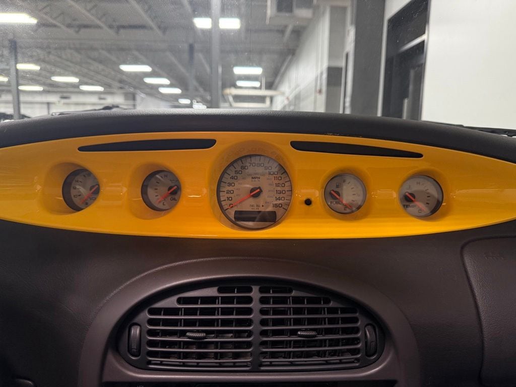 1999 Plymouth Prowler Base - Photo 11