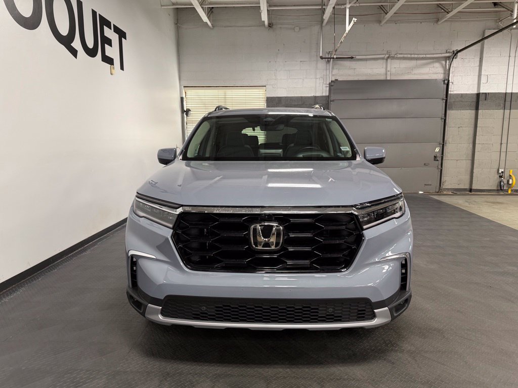Used 2025 Honda Pilot Elite SUV