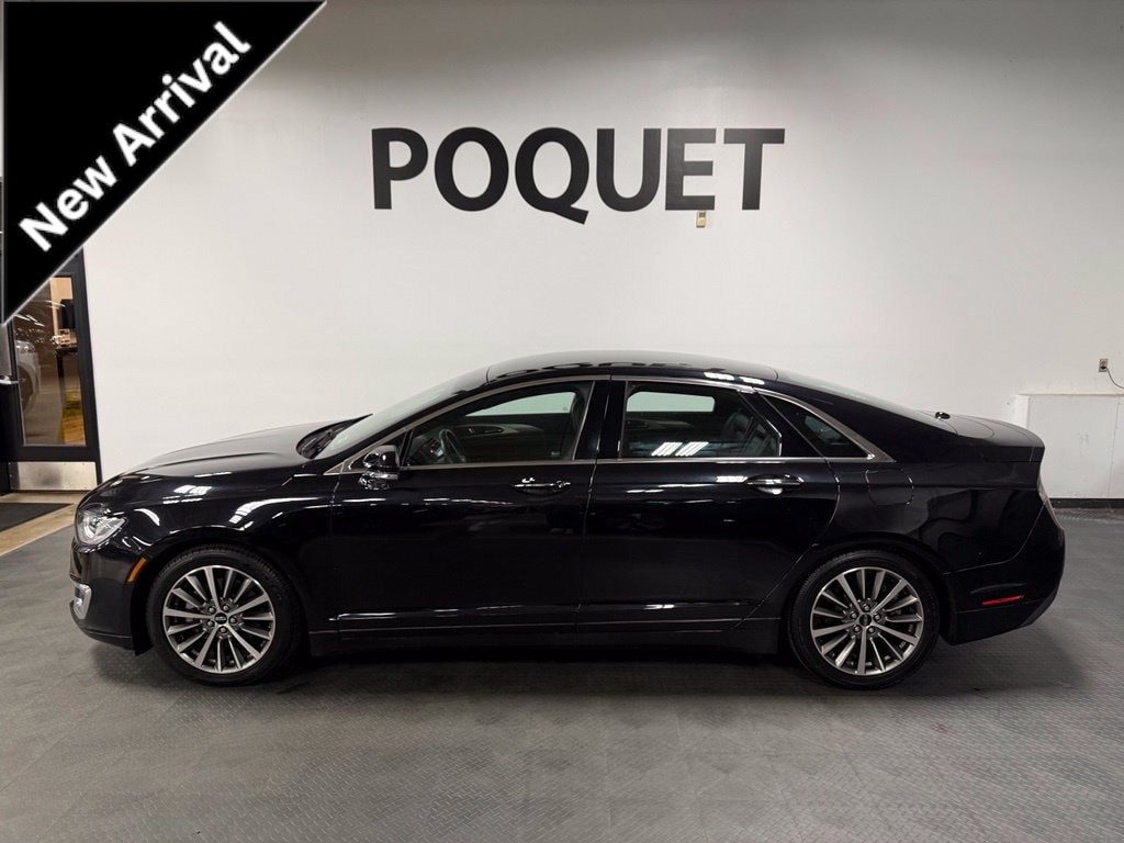 2020 Lincoln MKZ Base/Premiere